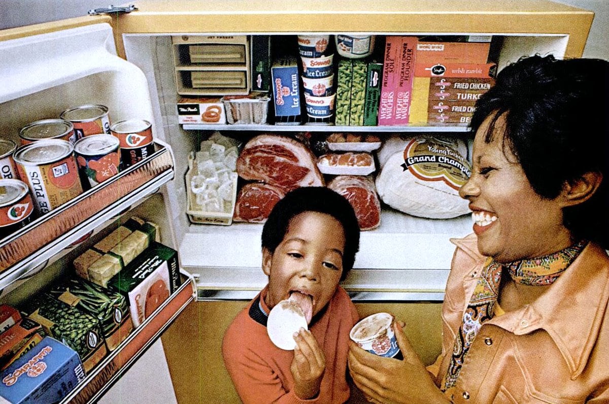 Baby boomer family with a full fridge (1974)