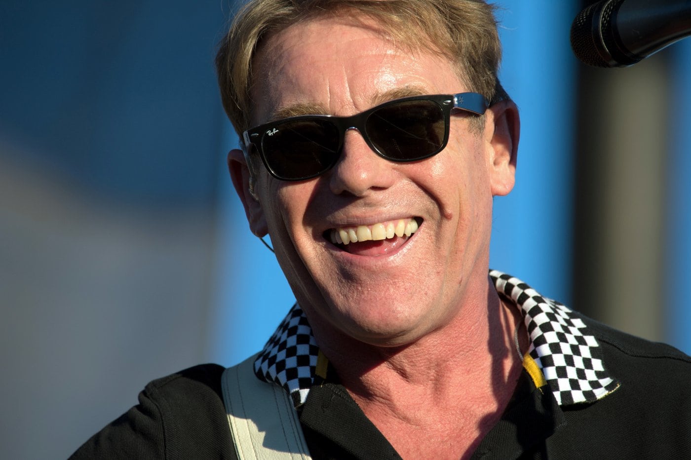 Dave Wakeling onstage in California (2014)
