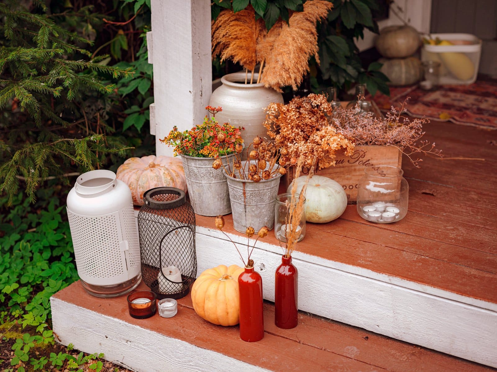 Thanksgiving and fall landscaping decorations